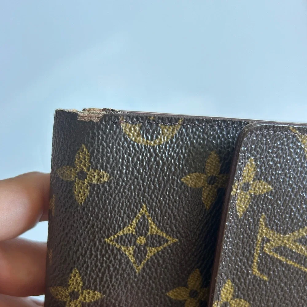 Authentic LV Wallet